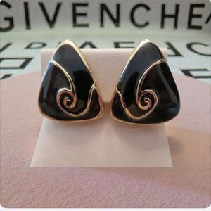 Givenchy Designer Signed Vintage Enamel Elegant Black Gold Plated Clipon Earring